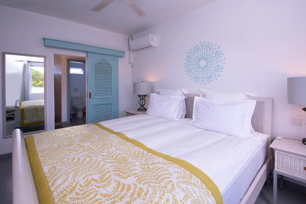 Le Mandala Moris Guesthouse Pointe Aux Canonniers Гранд Байе Екстериор снимка