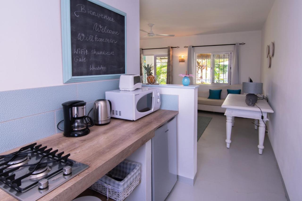 Le Mandala Moris Guesthouse Pointe Aux Canonniers Гранд Байе Екстериор снимка