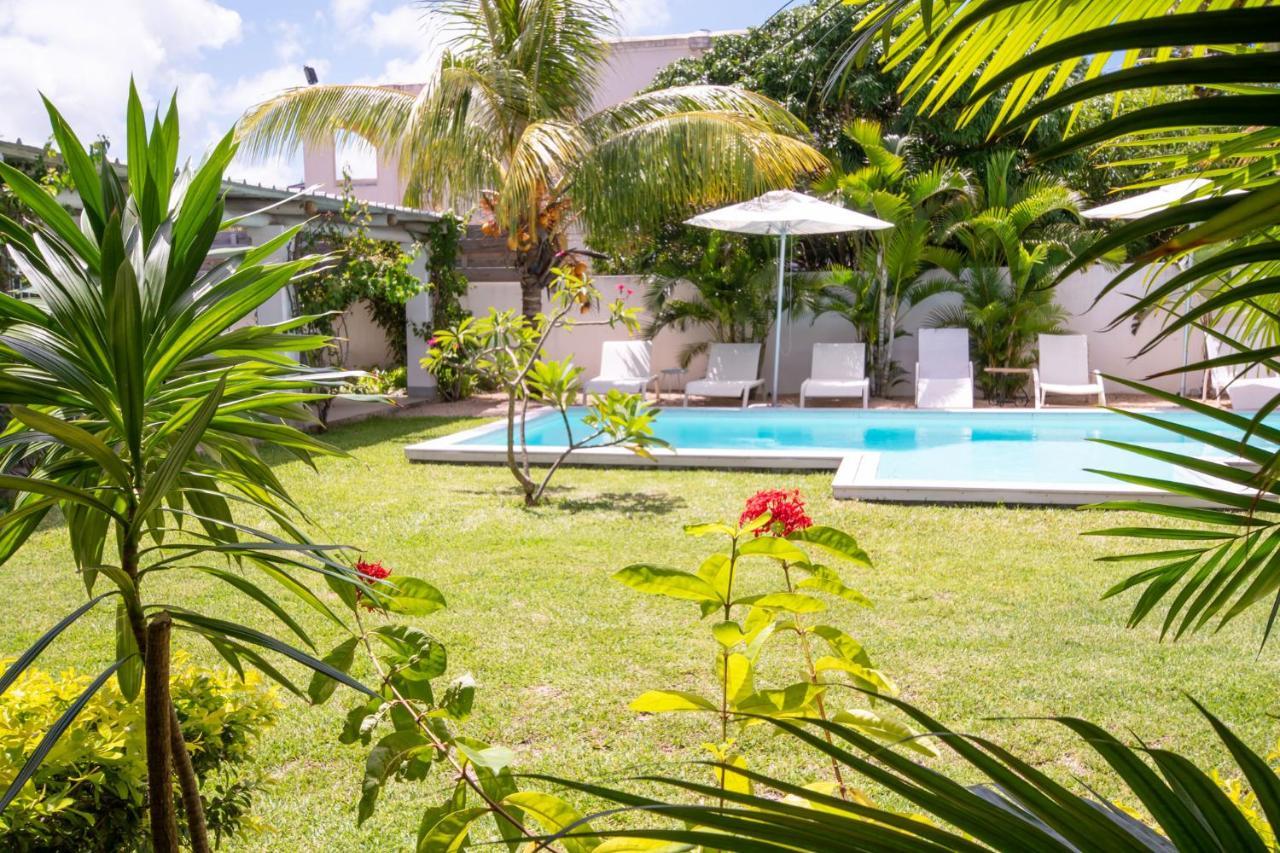 Le Mandala Moris Guesthouse Pointe Aux Canonniers Гранд Байе Екстериор снимка