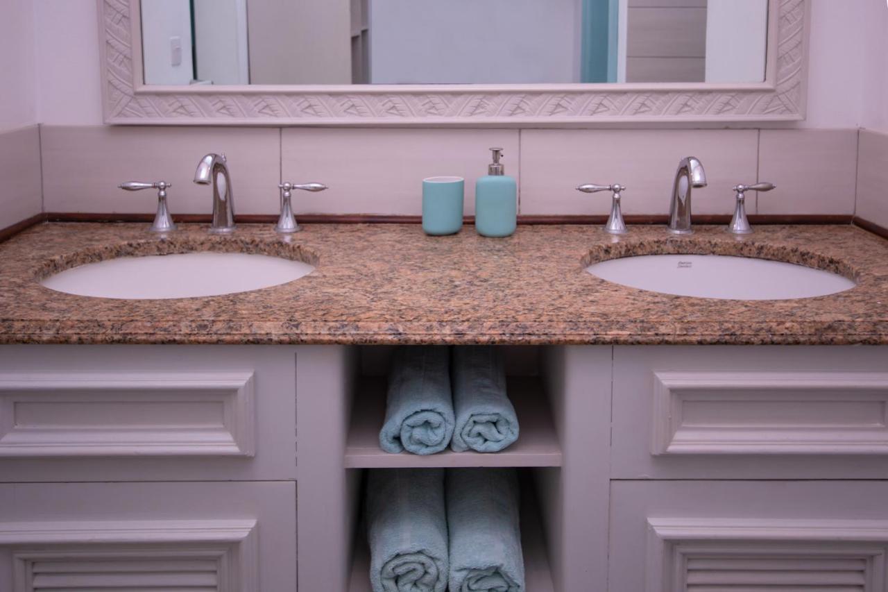 Le Mandala Moris Guesthouse Pointe Aux Canonniers Гранд Байе Екстериор снимка