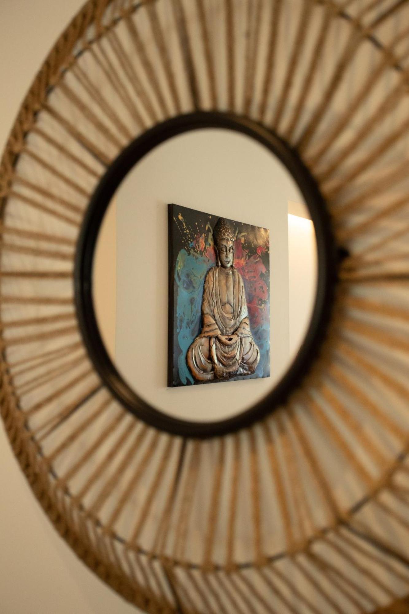 Le Mandala Moris Guesthouse Pointe Aux Canonniers Гранд Байе Екстериор снимка